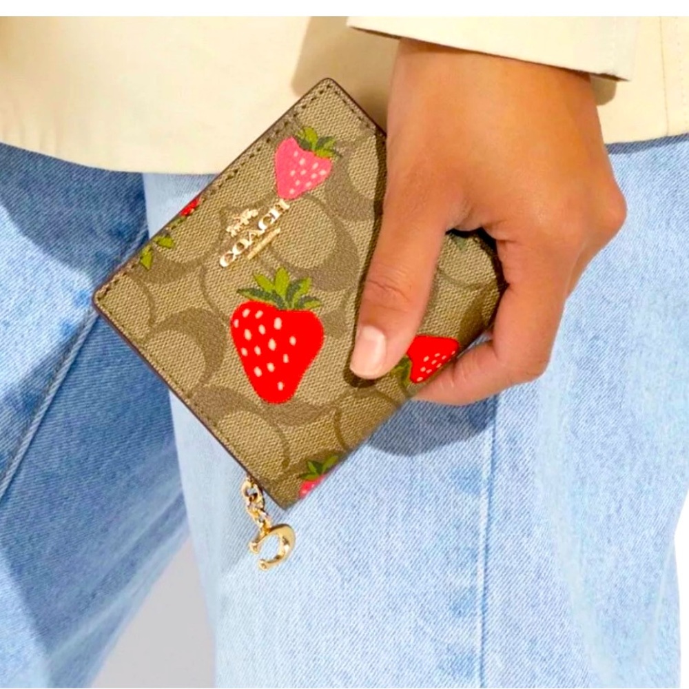 Coach Wild Strawberry Snap Wallet